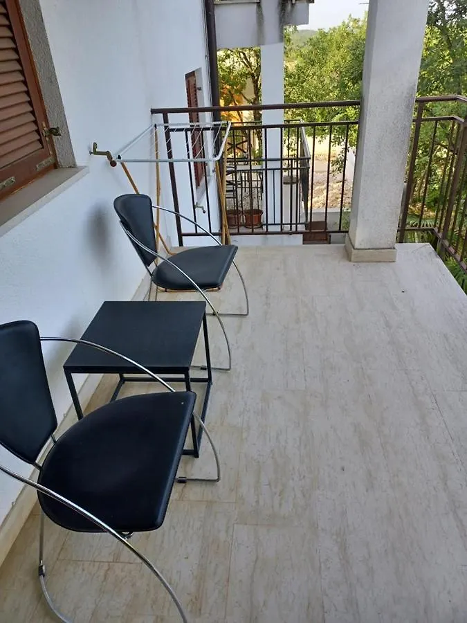 Lovely Apartment Piantade Vrvari 0*,  Croatia